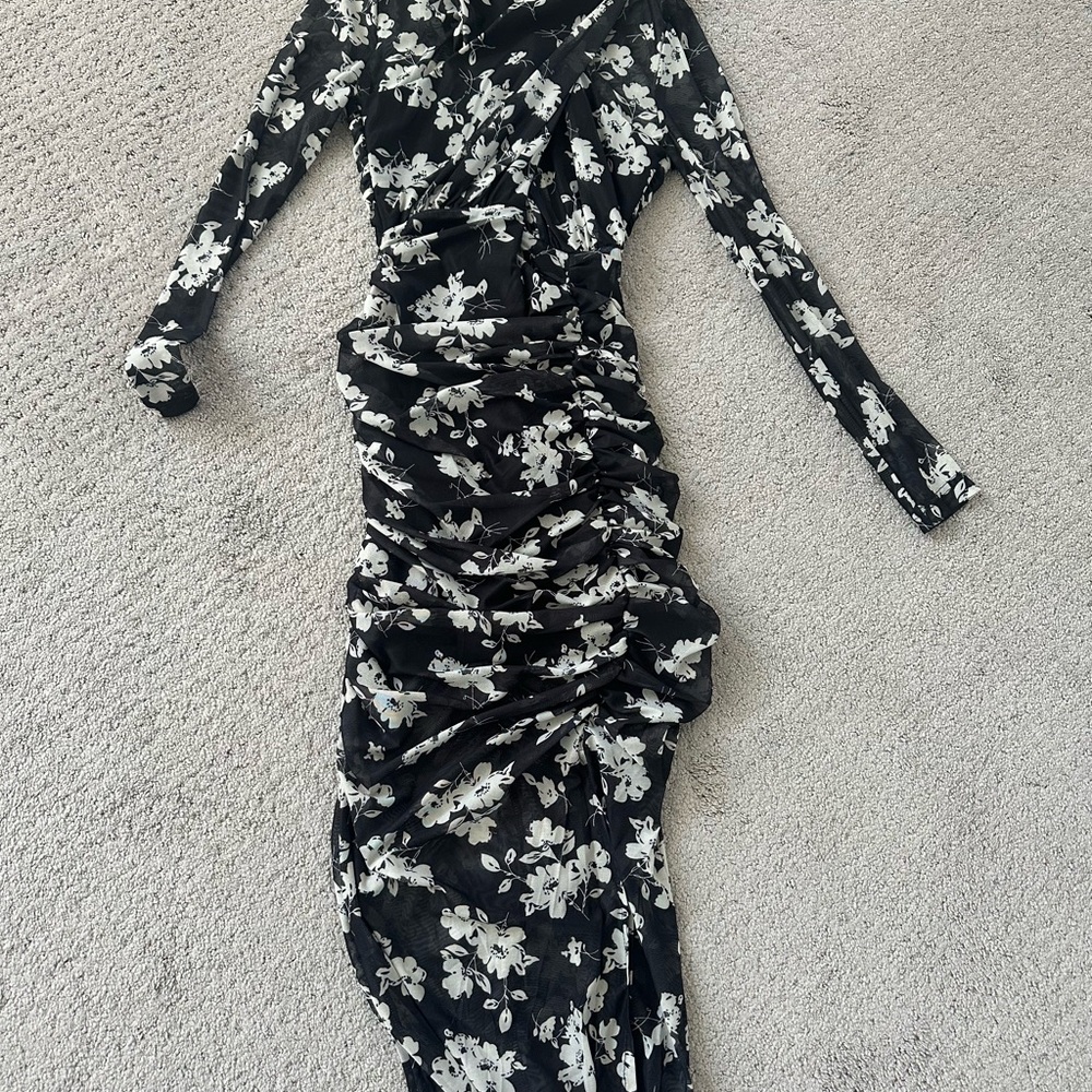 Lush Elegant Black and White Floral Long Sleeve Dress